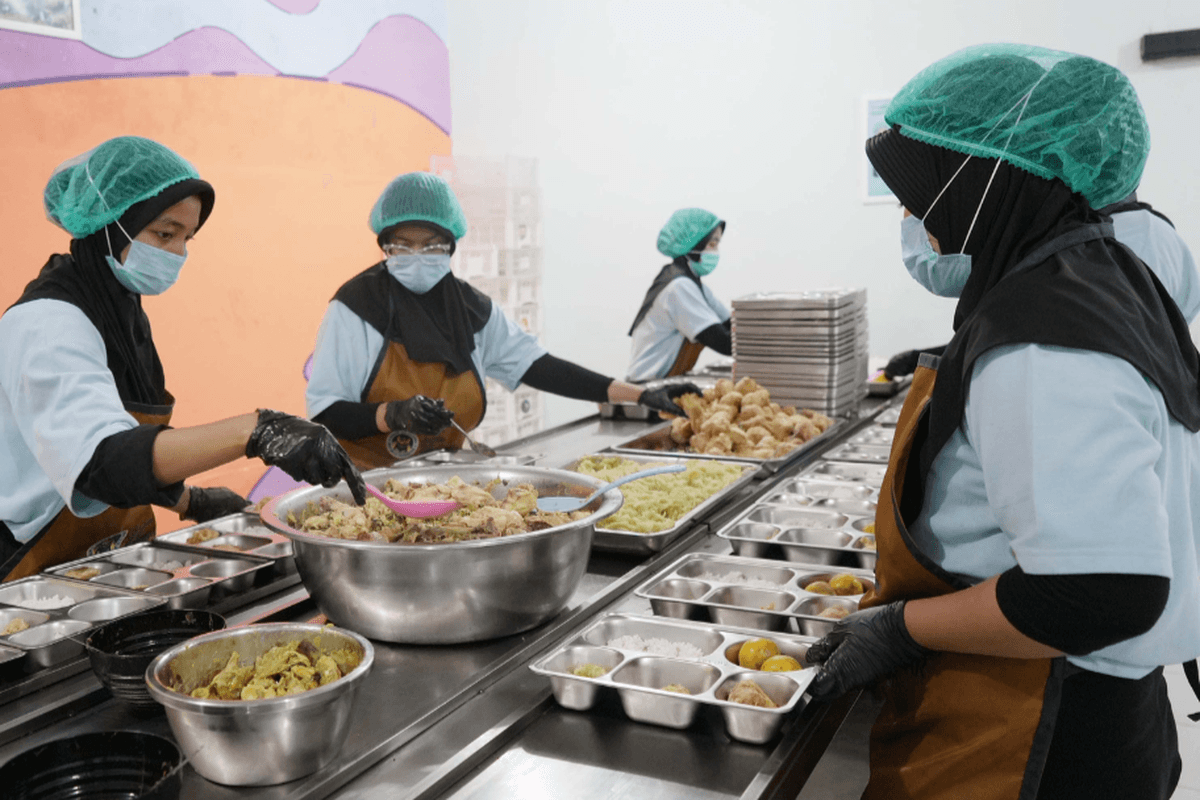 MBG: Siapa yang Membayar Harga dari Sebuah Masa Depan?