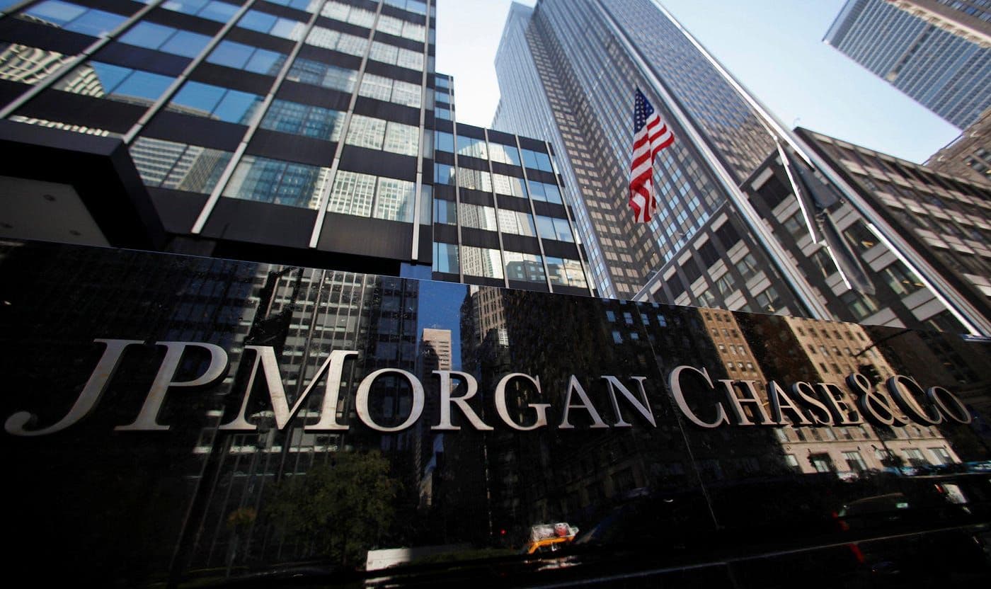 Trump Tuntut Raksasa Bank JPMorgan Chase Rp84 Triliun